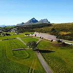 Ramberg Lofoten Casa de Férias Bostad
